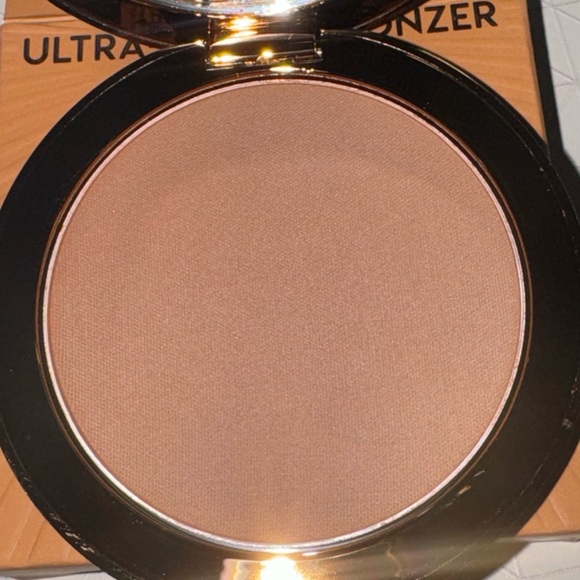 Melt cosmetics ULTRA MATTE BRONZER